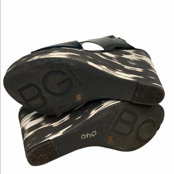 BCBGeneration Size 9 “Imana” Black Patent Wedge - Picture 7 of 7